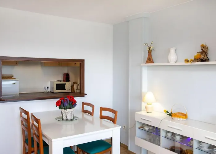 Vermell-11 By Interhome Daire *